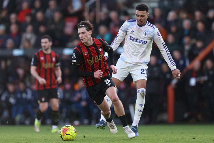 Борнемут Астън Вила1