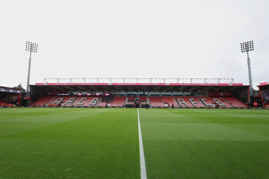 Борнемут Астън Вила1