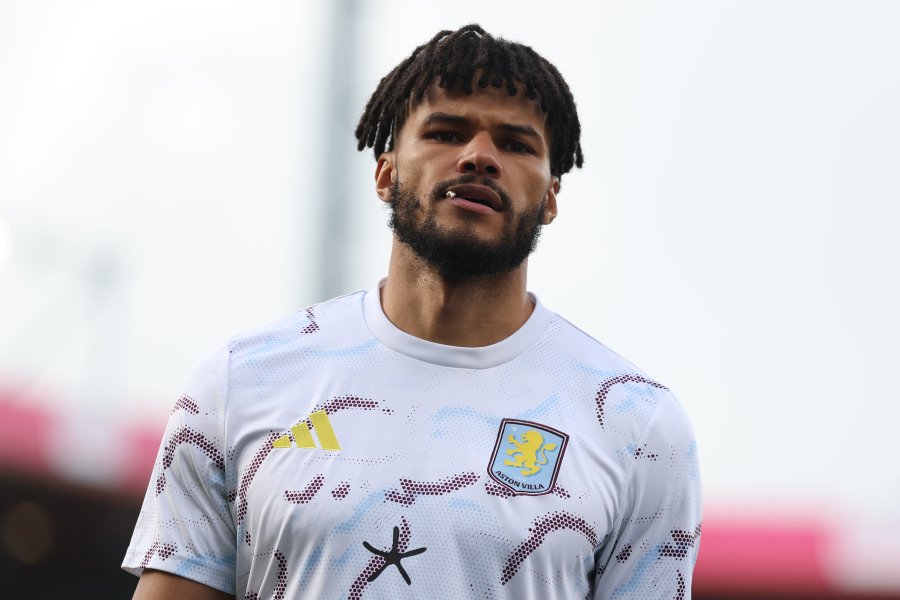 Борнемут Астън Вила1