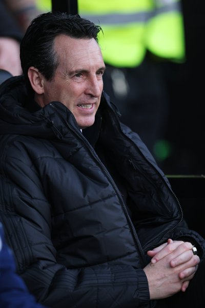 Борнемут Астън Вила1