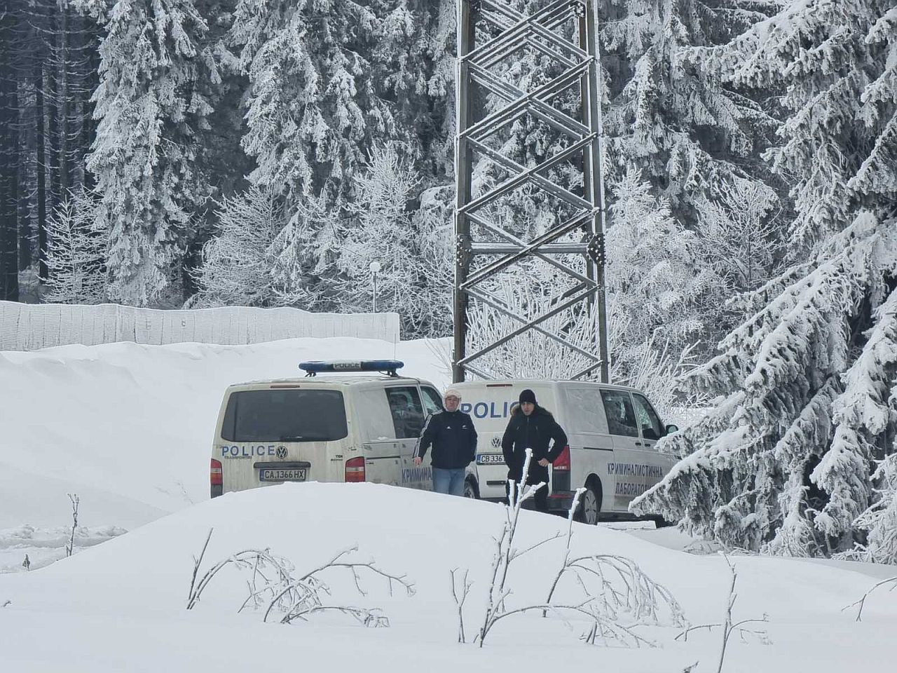 <p>Смъртта на трима мъже разтърси цяла България на 2 февруари. Телата им бяха намерени в хижа край прохода "Петрохан".</p>