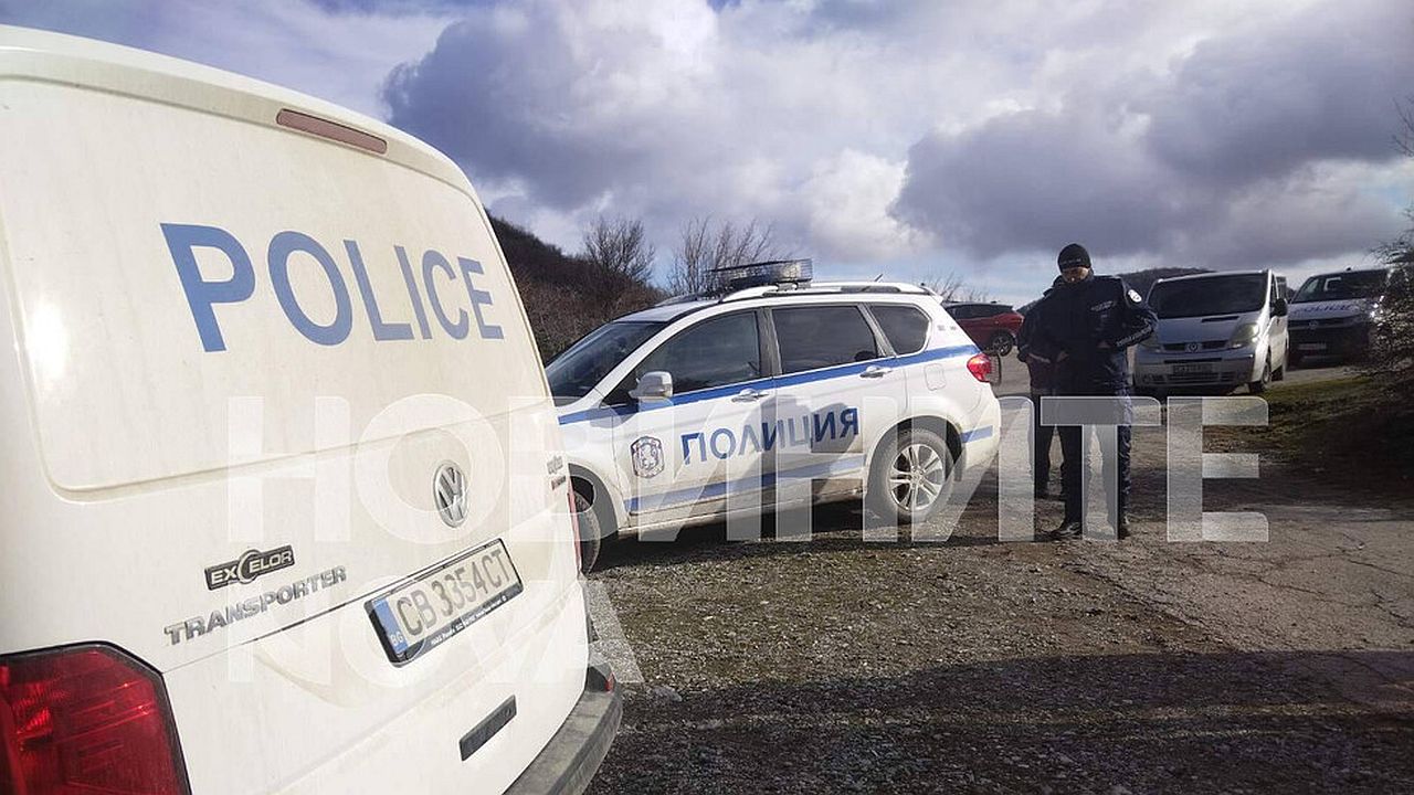 <p>В неделя (8 февруари) бяха открити издирваните Ивайло Калушев, Николай Златков и 15-годишно момче. Те са намерени в района на връх Околчица над Враца.</p>