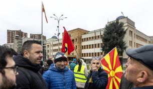 Протест блокира парламента в Скопие