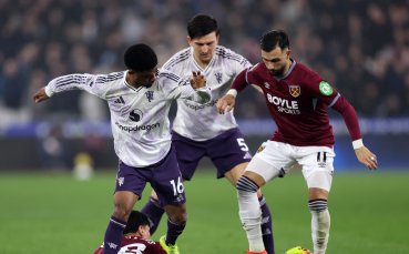 СНИМКИ: всички интересни кадри от Уест Хем - Манчестър Юнайтед