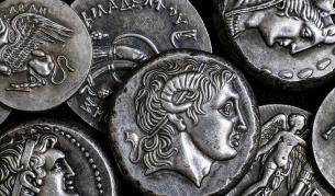 12 февруари: Когато една държава накара друга да смени името си