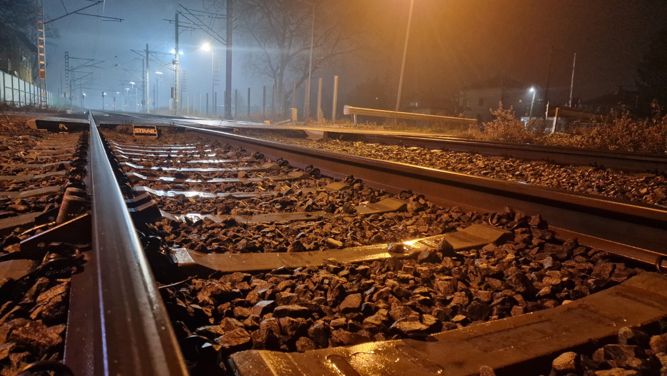 Човек загина при инцидент с влак между Бели извор и Враца