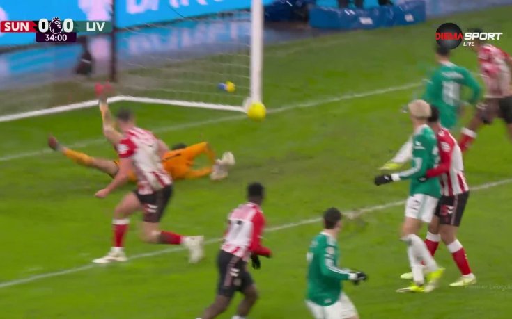 Гредата спря Вирц да даде преднина на Ливърпул срещу Съндърланд (видео)