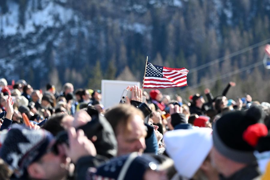 <p>Брутално падане на Линдзи Вон сложи край олимпийската ѝ приказка.</p>