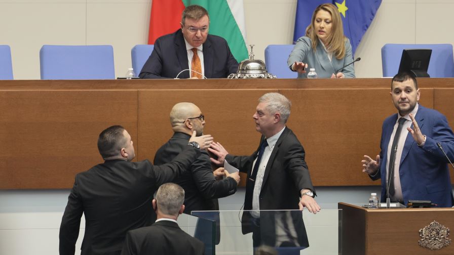 Напрежение в НС заради случая „Петрохан“: Стигна се до скандал, обиди и взаимни обвинения