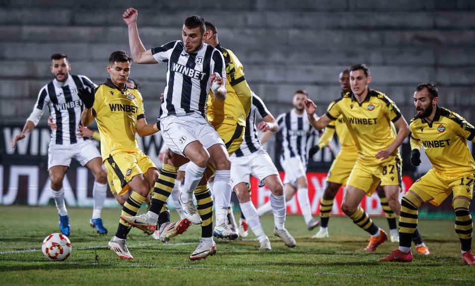 Локомотив Пловдив Ботев Пловдив1