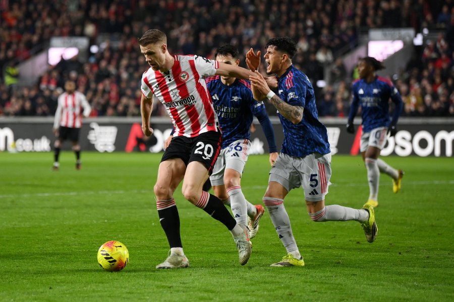 Брентфорд Арсенал1