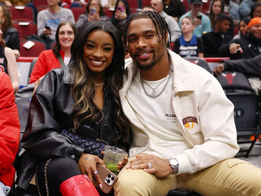 Най-екстравагантните подаръци за Свети Валентин, които звездите са си подарявали