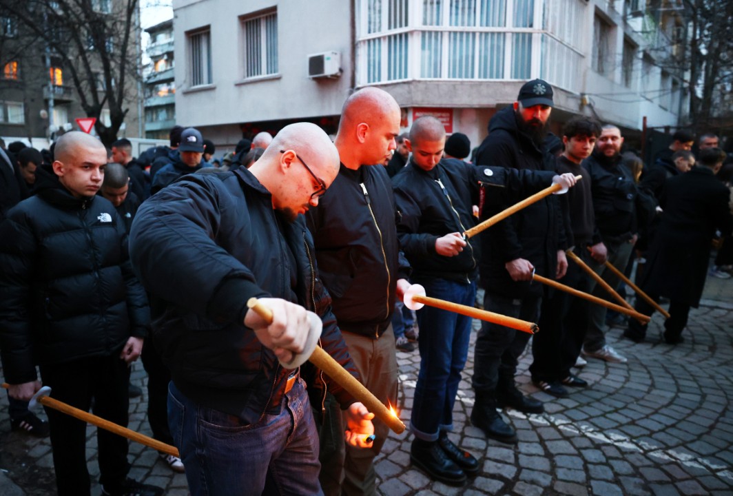 <p>Шествие в памет на ген. Христо Луков се проведе в София. То започна от ъгъла на бул. &bdquo;Княз Александър Дондуков&ldquo; и ул. &bdquo;Кракра&ldquo;, като продължи до ул. &bdquo;Тракия&ldquo;, където на фасадата на къща е поставена паметна плоча.</p>