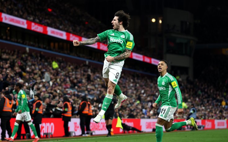 Нюкасъл изхвърли Астън Вила от ФА Къп, Тонали герой