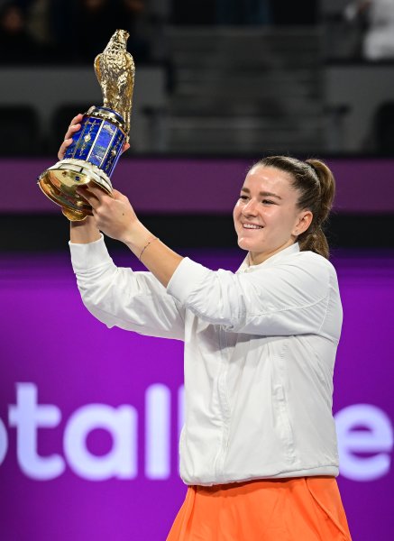 Каролина Мухова победи Виктория Мбоко и вдигна титлата в Доха1