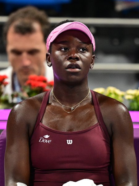 Каролина Мухова победи Виктория Мбоко и вдигна титлата в Доха1