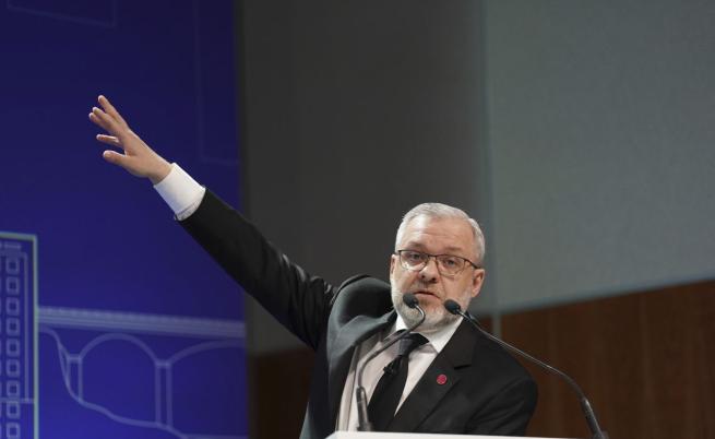 Задържаха за участие в корупционен скандал бившия енергиен министър на Украйна