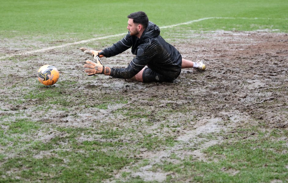 Гримсби Таун Уулвърхeмптън Уондърърс1