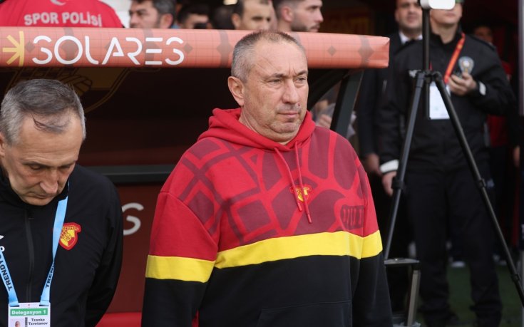 Стоилов: Неводолни сме от загубените точки