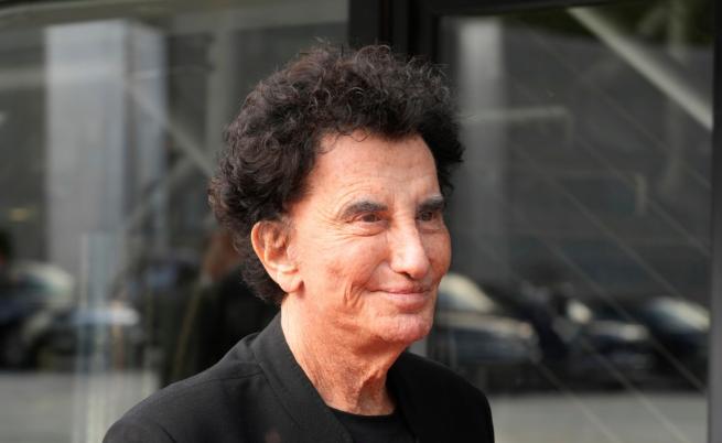 Заради Епстийн, обиск в Института за арабския свят в Париж