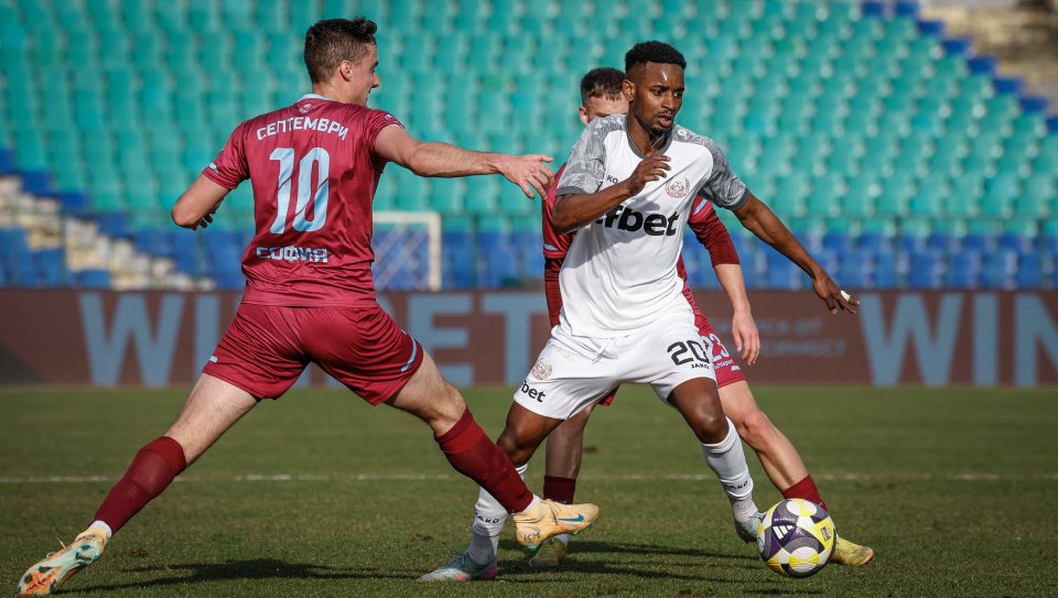 Септември София Монтана1