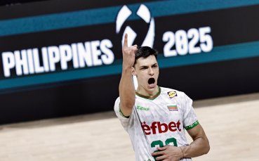 Алекс Николов достигна кота 400 на върха при реализаторите в Италия