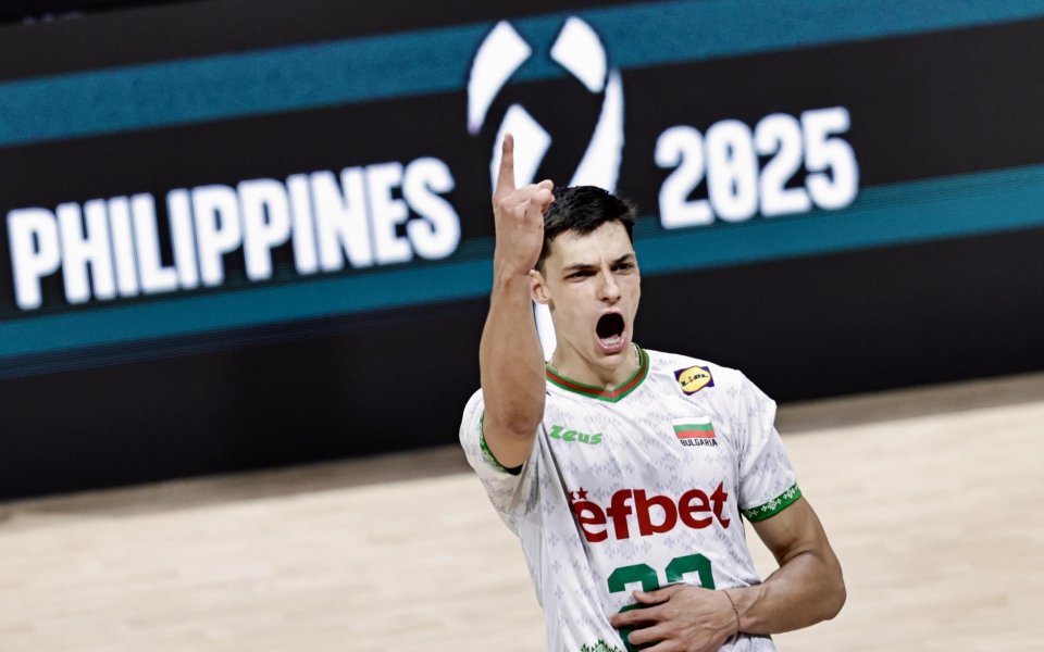 Александър Николов изведе Чивитанова до финал в Италия