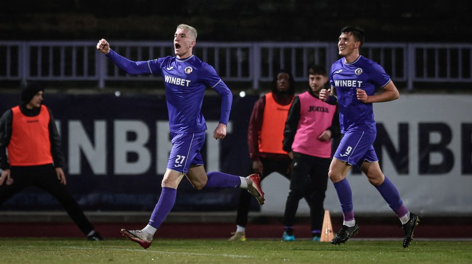 Етър Фратрия1