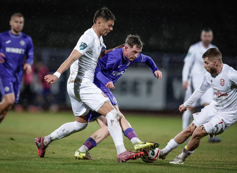 Етър Фратрия1