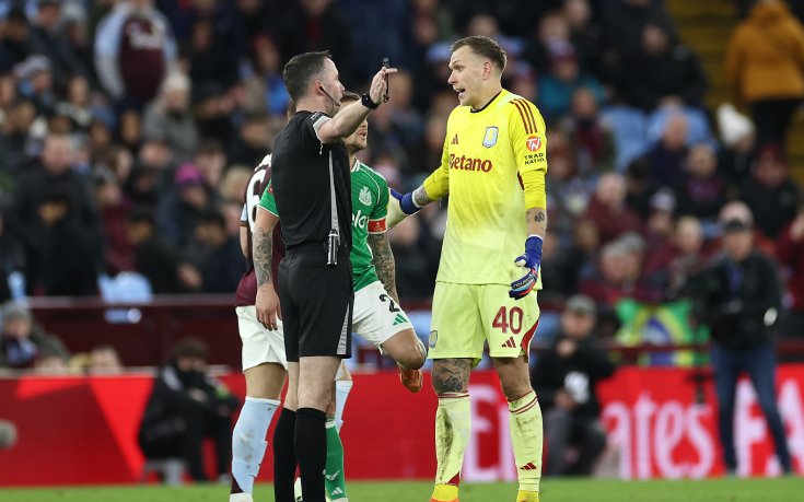 Вратарят на Астън Вила поднесе извинения