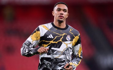 Възможно ли е? Александър-Арнолд готов да се завърне в Ливърпул