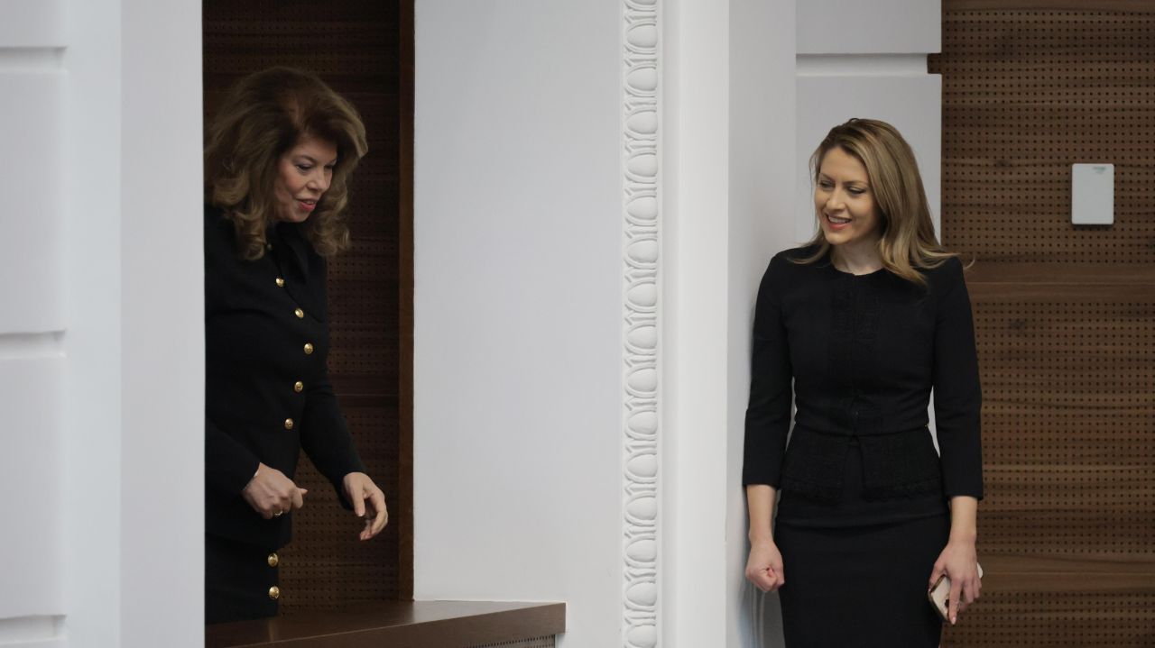 Министрите от служебния кабинет на Андрей Гюров положиха официално клетва пред Народното събрание в присъствието на президента Илияна Йотова.