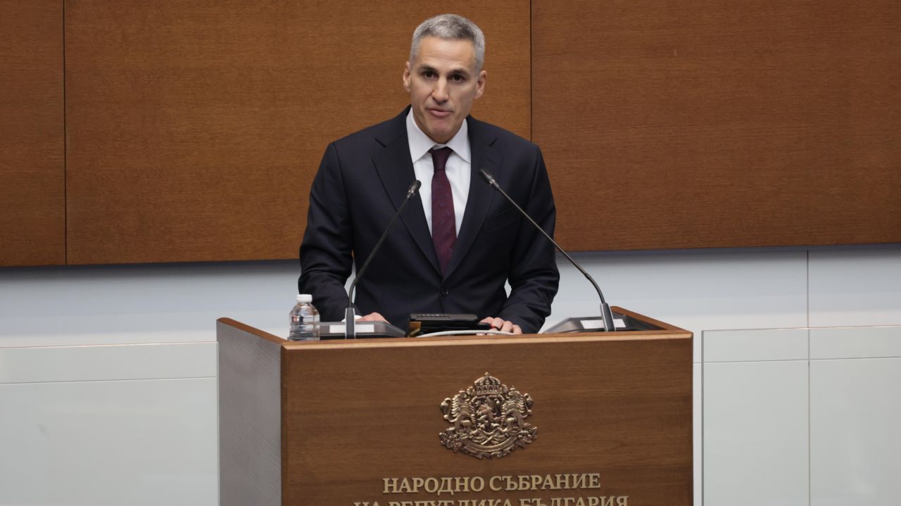 Министрите от служебния кабинет на Андрей Гюров положиха официално клетва пред Народното събрание в присъствието на президента Илияна Йотова.