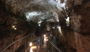 Пещерата "Бисерна"