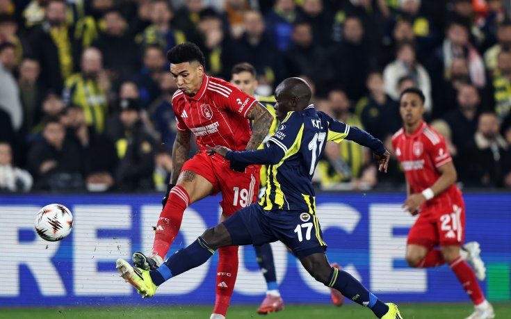 Нотингам прегази Фенербахче в Истанбул