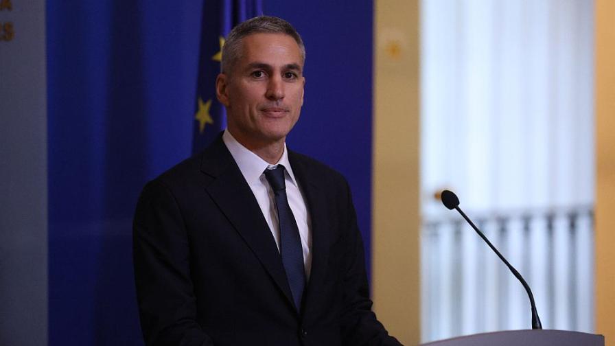 Кабинетът "Гюров" смени всички областни управители