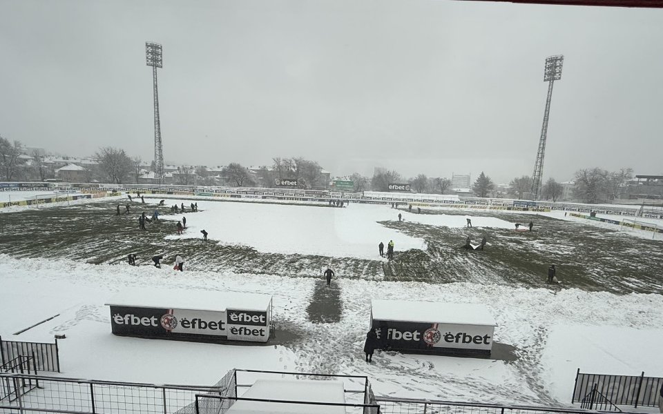 Началото на Локо Горна Оряховица – Пирин ще се забави