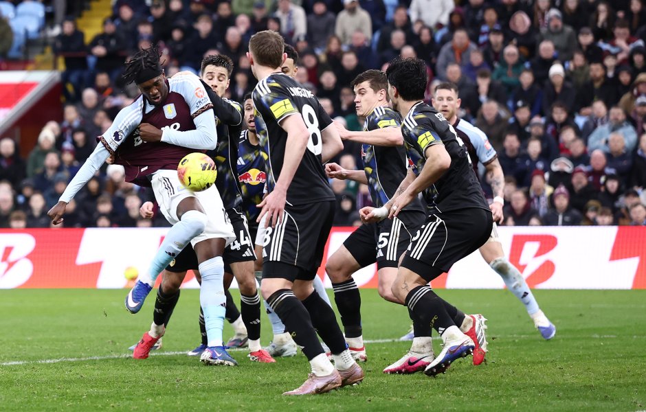 Астън Вила Лийдс Юнайтед1