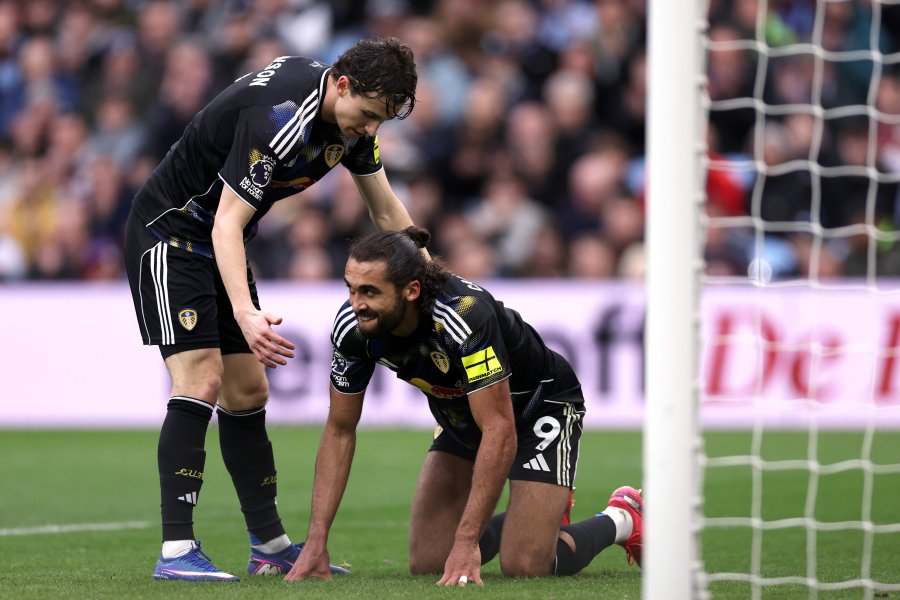 Астън Вила Лийдс Юнайтед1