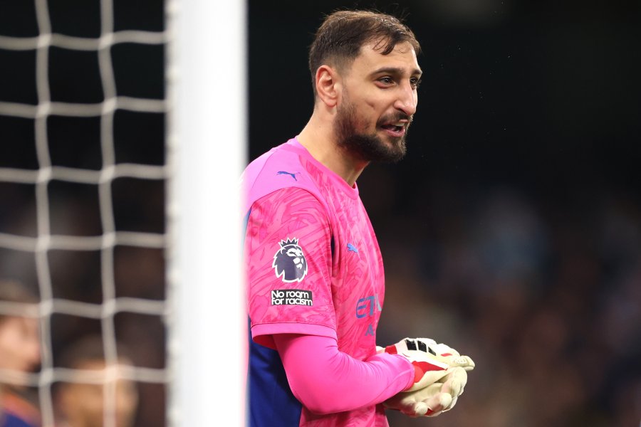 Манчестър Сини Нюкасъл1