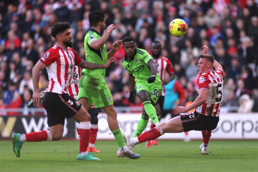 Съндърланд Фулъм1