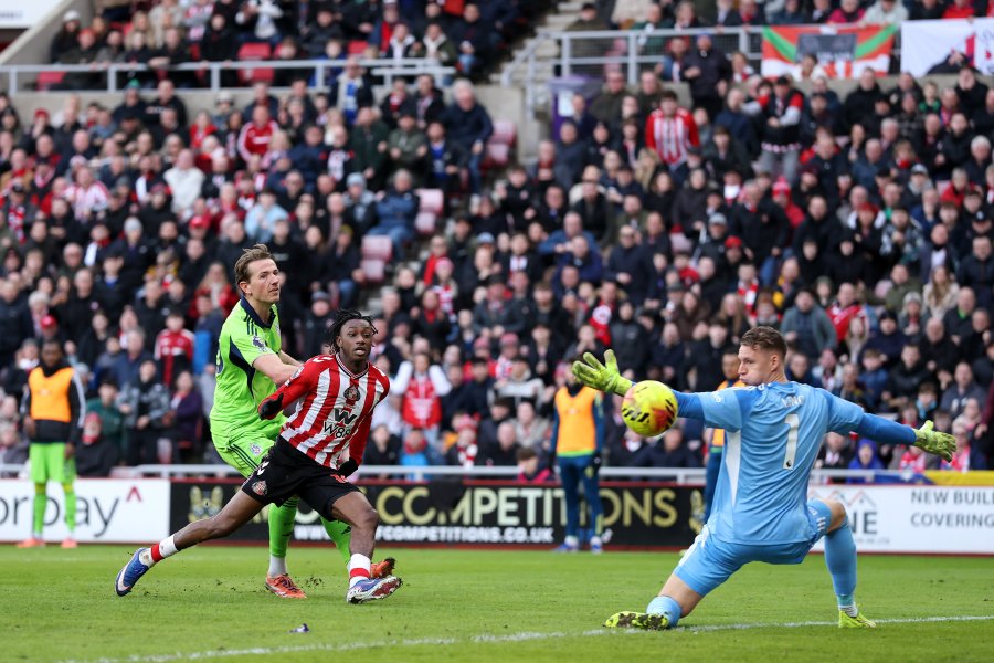 Съндърланд Фулъм1