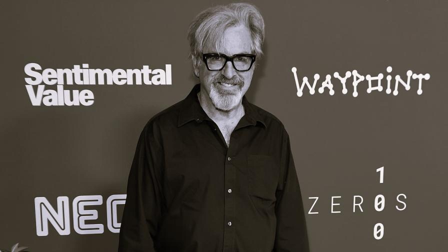 Робърт Карадайн