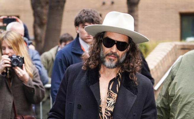 Ръсел Бранд отрече нови обвинения в изнасилване и сексуално насилие