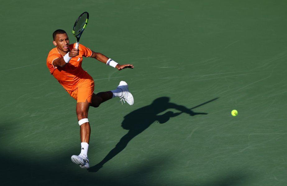 Феликс Оже Алиасим Иржи Лехечка1