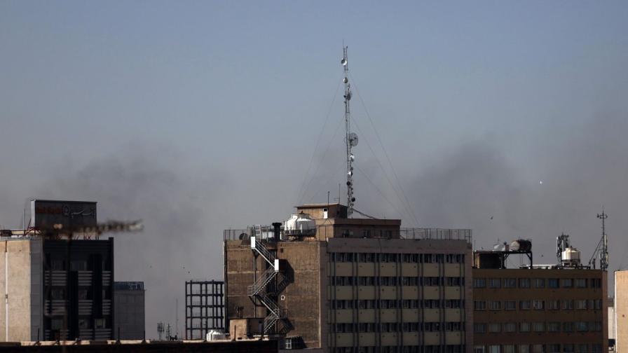 Кървава сутрин в Иран: Десетки деца загинаха при удар по училище