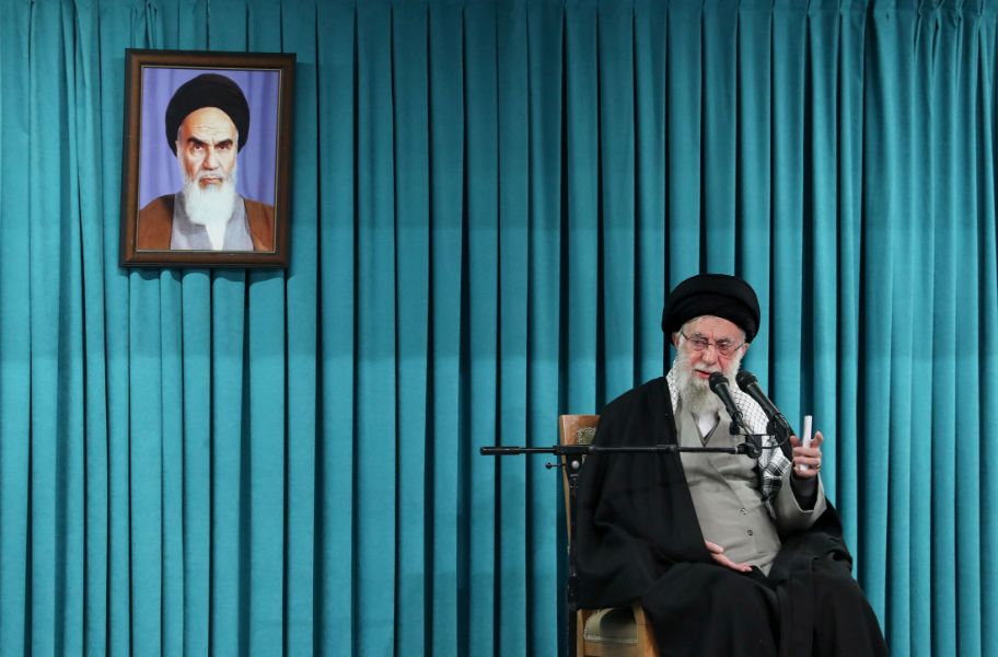 <p>Аятолах Али Хаменей беше един от най‑влиятелните политически и религиозни лидери в Близкия изток в края на XX и началото на XXI век.</p>