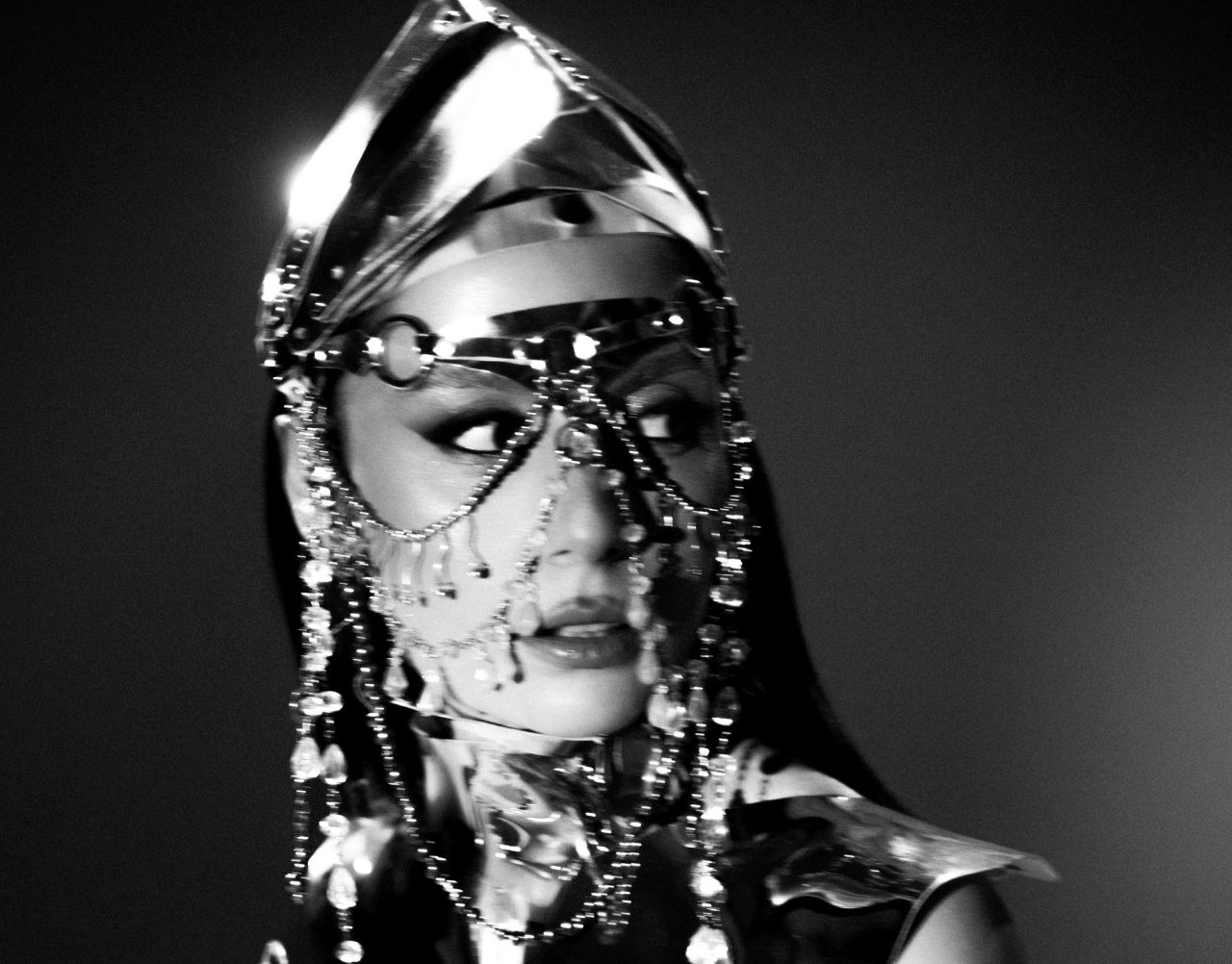 Михаела Маринова превръща напрежението в броня в „Under pressure“