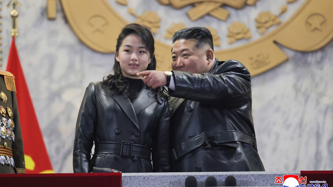 Принцесата в черно на исторически конгрес: Тя ли ще наследи Ким Чен-ун