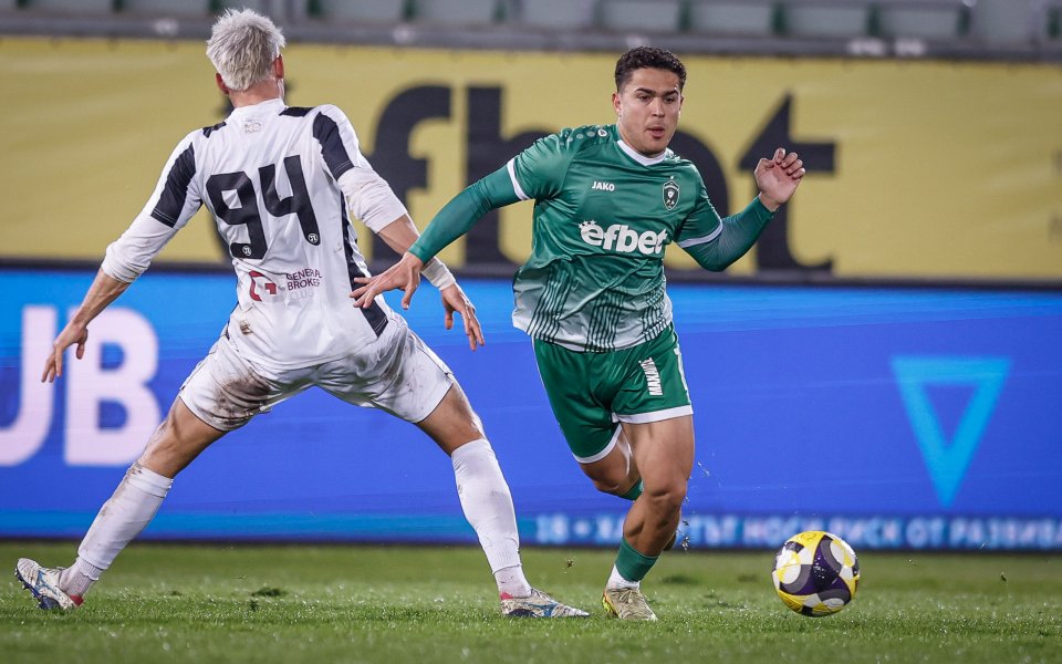 Лудогорец с нова грешна стъпка в битката за титлата